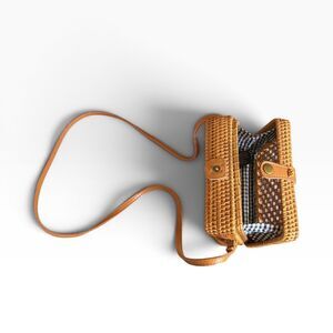 Urban Outfitters Rattan Box Bag Crossbody Gingham Lined Vacation Boho Beach